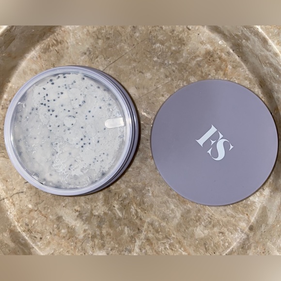 Fenty Skin Cookies N Clean Clay Detox Face Mask - Picture 4 of 9